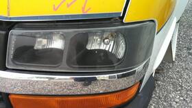 2405380 For 2011 Chevrolet Express 4500 Headlight Left Oh