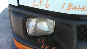 2408306 For 2016 Chevrolet Express 2500 Headlight Right Oh