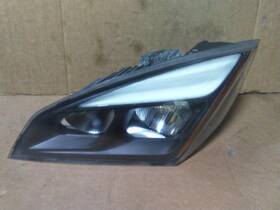 2616619 For 2023 Freightliner Cascadia 2018-2025 Headlight Left Il