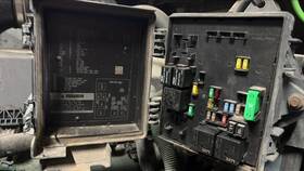 2650703 Replaces 2018 Volvo Vnl Fuse Box Co