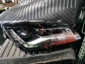 114-51426r Audi 12-15 S7 Right Headlamp Assembly 114-51426r Audi 12-15 S7 Right Headlamp Assembly