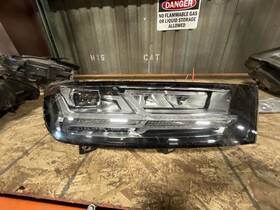 114-60833r Audi 17-19 Q7 Right Headlamp Assembly 114-60833r Audi 17-19 Q7 Right Headlamp Assembly