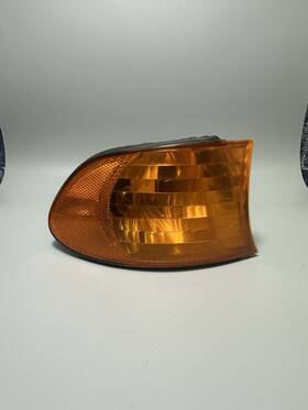 1315106950 Bosch 98-01 Bmw E38 740i Right Front Amber Turn Signal Light Lamp Read