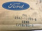 D9az-13208-b Ford Ltd Nos Fomoco Front Signal Light Lens D9az-13208-b Ford Ltd Nos Fomoco Front Signal Light Lens