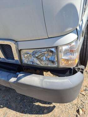 3541808 Ford 2299568 Lcf450 2006 Headlamp Assembly