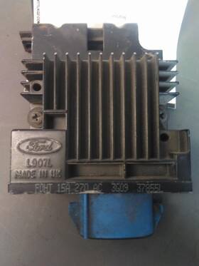 3823672 Ford 2542646 Foht 15a 270 Ac F700 Light Control Module