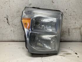Asyvbc34-13005-a Ford F550 Super Duty Right/passenger Headlamp - Used P/n Asyvbc3413005a