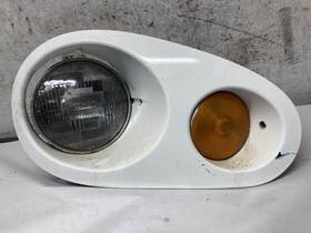 06-27537-001 Freightliner 1995-2004 Fl112 Right/passenger Headlamp - Used P/n 0627537001