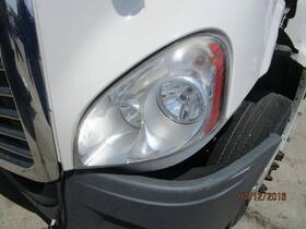 2414026 Freightliner 1380987 Cascadia 113 Headlamp Assembly
