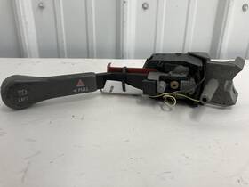 170623a Freightliner Columbia 120 Turn Signal/column Switch - Used P/n