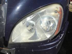 2974927 Freightliner 1825657 Cascadia 125 Headlamp Assembly