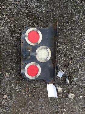 3052378 Freightliner 1899307 Cascadia 125 Stop Turn Tail Lamp