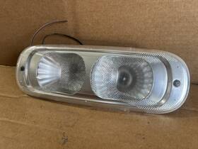 2037-001 Freightliner 2008 - 2017 Cascadia 125 Interior Sleeper Area Dome Light Lamp Oem