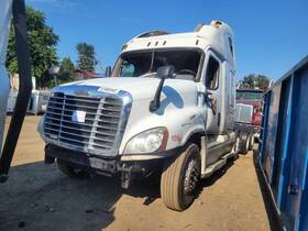 3399550 Freightliner 2173006 Cascadia 113 2014 Headlamp Assembly 3399550 Freightliner 2173006 Cascadia 113 2014 Headlamp Assembly