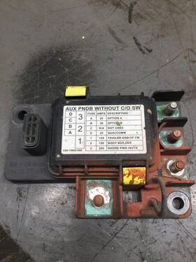 A06-73962-005 Freightliner 2263371 Cascadia 125 Fuse Box 3500008