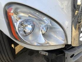 3505954 Freightliner 2267740 Cascadia 125 2016 Headlamp Assembly