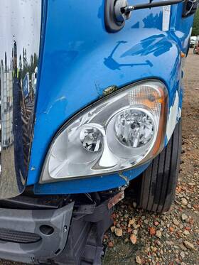 3508232 Freightliner 2269695 Cascadia 125 Headlamp Assembly
