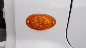 3571181 Freightliner 2325668 Cascadia 125 Turn Signal Light