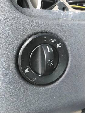 3585883 Freightliner 2338984 Cascadia 113 2018up 2018 Headlamp Switch