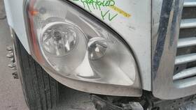 3589707 Freightliner 2342369 Cascadia 125 Headlamp Assembly