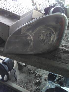 3609520 Freightliner 2360132 Cascadia 125 2011 Headlamp Assembly