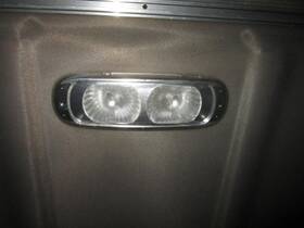 3619278 Freightliner 2369252 Cascadia 125 2011 Interior Cab Light