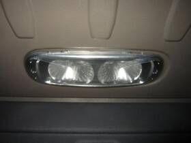 3619287 Freightliner 2369261 Cascadia 125 2011 Interior Cab Light