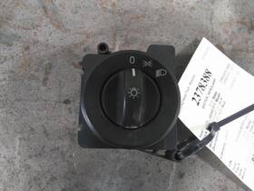 A06-58685-001 Freightliner 2378388 Cascadia 125 2015 Headlamp Switch 3629798