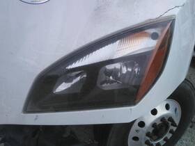 3637387 Freightliner 2385303 Cascadia 126 2020 Headlamp Assembly