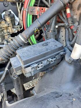 3663946 Freightliner 2409430 Replaces Cascadia 125 2018 Fuse Box