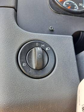 3663977 Freightliner 2409461 Replaces Cascadia 125 2018 Switch Headlamp