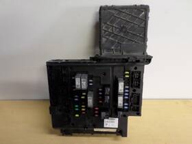 A06-75981-000 Freightliner 2446358 Replaces Cascadia 125 2013 Fuse Box 3705243