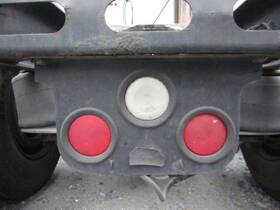 3712066 Freightliner 2452814 Replaces Columbia 120 2006 Lamp Stop Turn Tail