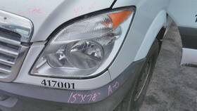 3737773 Freightliner 2475111 Sprinter 2500 2007 Headlamp Assembly