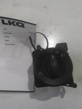 A06-58685-000 Freightliner 2515706 2020 Cascadia 126 Headlight Switch 3788814