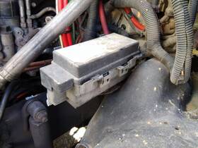 3847161 Freightliner 2563236 Cascadia 125 Fuse Box
