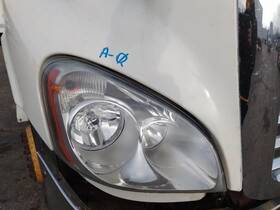 3891669 Freightliner 2592536 Cascadia 2007-2018 Headlamp Assembly Right