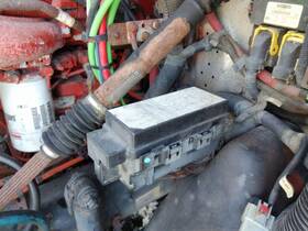 3910173 Freightliner 2603013 2016 Cascadia 125 Fuse Box 3910173 Freightliner 2603013 2016 Cascadia 125 Fuse Box