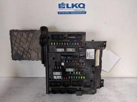 3922287 Freightliner 2613421 Replaces 2012 Cascadia 125 Fuse Box