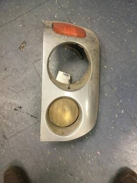 1450312 Freightliner 452952 Century 120 Headlamp Assembly 1450312 Freightliner 452952 Century 120 Headlamp Assembly