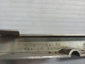 A06-20737-001 Freightliner 630.flhc96 Fld Right Passenger Headlight Door/cover 12024908 A06-20737-001 Freightliner 630.flhc96 Fld Right Passenger Headlight Door/cover 12024908