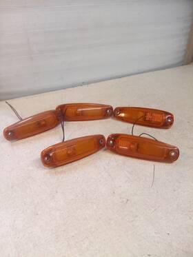 A06-01728-003 Freightliner Lot Of 5 Cascadia Amber Cab Marker Light A06-01728-003 Freightliner Lot Of 5 Cascadia Amber Cab Marker Light