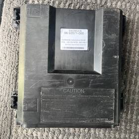06-93571-000 Freightliner A6612879000 Cascadia 126 Fuse Box 3681969