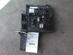 A06-75981-000 Freightliner Fbc180654 Cascadia 113 Fuse Box 3492183