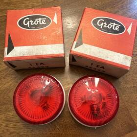 45422 Grote Vtg 2 Red Clearance Side Marker Lights 45422 Grote Vtg 2 Red Clearance Side Marker Lights