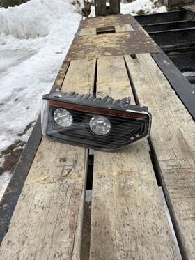 A66-10227-024 Grote A66-10227-019 Western Star 47x 49x Sfa Lh Amber Heated Led Head Light- P/n A66-10227-024 Grote A66-10227-019 Western Star 47x 49x Sfa Lh Amber Heated Led Head Light- P/n