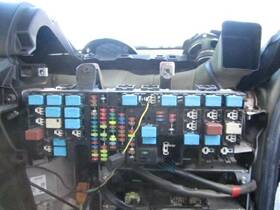 3724529 Hino 2463783 268 Fuse Box