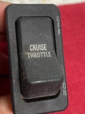 1661244c3 International Cruise Throttle On / Off Rocker Switch Control
