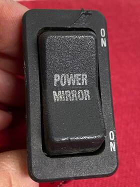 1667476c2 International Power Mirror Rocker Switch Control