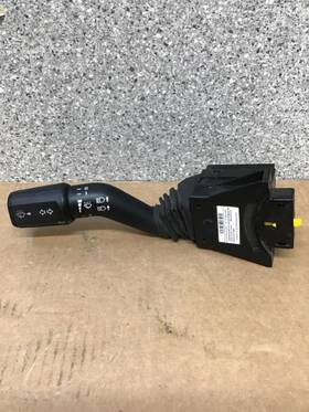 4057711c4 International 2262897 Lt Turn Signal Switch 3499504